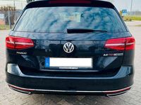 Gebraucht VW Passat Highline 239 PS (175 kW) 2015 Schwarz Kombi