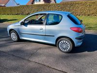 Gebraucht Peugeot 206 60 PS (44 kW) 2001 Kleinwagen