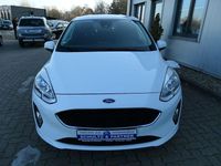 Gebraucht Ford Fiesta Cool & Connect 101 PS (74 kW) 2018 Weiß Limousine