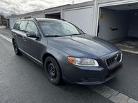 Gebraucht Volvo V70 Momentum 185 PS (136 kW) 2008 Grau Kombi