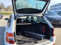 Gebraucht Skoda Octavia Ambition 150 PS (110 kW) 2014 Weiß Kleinwagen