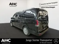 Gebraucht Mercedes V220 Style 163 PS (119 kW) 2025 Schwarz Van / Kleinbus