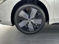 Gebraucht VW Passat R-line 150 PS (110 kW) 2024 Weiß Kombi