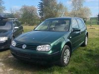 Second-hand VW Golf 75 CP (55 kW) 2002 Verde Coupe