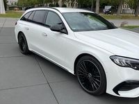 Gebraucht Mercedes E300 Advanced 204 PS (150 kW) 2025 Weiß Kombi