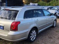 Gebraucht Toyota Avensis Executive 177 PS (130 kW) 2005 Silber Kombi
