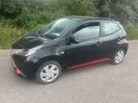 Gebraucht Toyota Aygo 69 PS (50 kW) 2016 Schwarz Kleinwagen