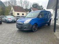 Second-hand Opel Combo 101 CP (74 kW) 2017 Albastru Monovolum