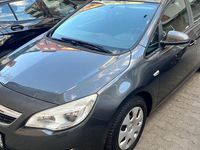 Gebraucht Opel Astra Selection 87 PS (63 kW) 2011 Grau Limousine