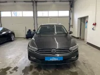 Gebraucht VW Passat R 150 PS (110 kW) 2022 Grau Kombi