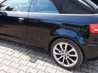 Gebraucht Audi A3 Cabriolet 140 PS (102 kW) 2010 Schwarz Cabrio