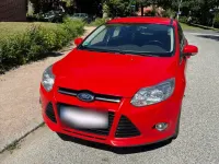Gebraucht Ford Focus 140 PS (102 kW) 2013 Rot Kombi