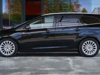 Gebraucht Ford Focus 120 PS (88 kW) 2018 Shadow black Kombi