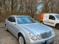 Gebraucht Mercedes E280 231 PS (169 kW) 2006 Silber Limousine