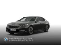 Gebraucht BMW 520 M Sport 208 PS (152 kW) 2025 Grau Limousine