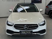 Gebraucht Mercedes E300 211 PS (155 kW) 2023 Weiß Limousine