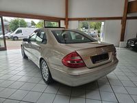 Gebraucht Mercedes E320 Elegance 224 PS (164 kW) 2002 Beige Limousine