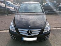 Gebraucht Mercedes B200 140 PS (102 kW) 2011 Schwarz Van / Kleinbus