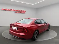 Gebraucht Volvo S60 Plus 197 PS (144 kW) 2023 Fusion red metallic Limousine