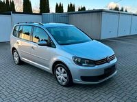 Gebraucht VW Touran 140 PS (102 kW) 2012 Silber Van / Kleinbus