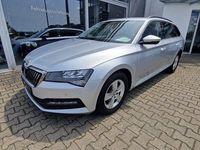 Gebraucht Skoda Superb Ambition 122 PS (89 kW) 2022 Brilliantsilber Kombi