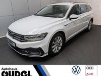 Gebraucht VW Passat GTE 156 PS (114 kW) 2021 Pure white Kombi