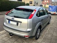 Gebraucht Ford Focus 101 PS (74 kW) 2006 Silber Kleinwagen