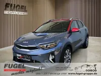Gebraucht Kia Stonic Spirit 120 PS (88 kW) 2023 Perennialgrau met./rot SUV