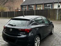 Gebraucht Opel Astra 105 PS (77 kW) 2019 Schwarz Kleinwagen