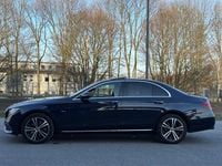 Gebraucht Mercedes E220 194 PS (142 kW) 2019 Blau Limousine