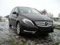 Gebraucht Mercedes B180 109 PS (80 kW) 2012 Schwarz Van / Kleinbus