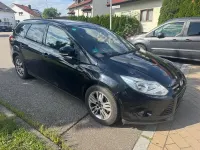 Gebraucht Ford Focus 125 PS (91 kW) 2013 Schwarz Kombi