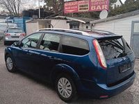 Gebraucht Ford Focus Sport 125 PS (91 kW) 2010 Blau Kombi