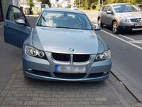 Gebraucht BMW 320 150 PS (110 kW) 2007 Silber Limousine