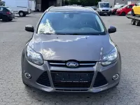 Używany Ford Focus Titanium 150 KM (110 kW) 2011 Brązowy Sedan/Limuzyna