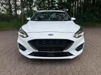 Gebraucht Ford Focus ST-Line 150 PS (110 kW) 2018 Weiß Kombi