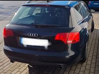 Gebraucht Audi A4 163 PS (119 kW) 2006 Blau Kombi