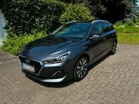 Gebraucht Hyundai i30 YES! 140 PS (102 kW) 2019 Grau Kombi