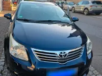 Gebraucht Toyota Avensis Executive 150 PS (110 kW) 2011 Blau Kombi