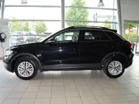 Gebraucht VW T-Roc Life 110 PS (80 kW) 2023 Deep black perleffekt SUV