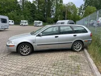 Gebraucht Volvo V40 122 PS (89 kW) 2002 Grau Kombi