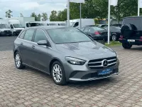 Gebraucht Mercedes B200 150 PS (110 kW) 2020 Grau Kleinwagen