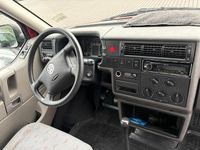 Gebraucht VW Transporter 102 PS (75 kW) 2001 Rot Van