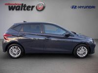 Gebraucht Hyundai i20 101 PS (74 kW) 2022 Grau Limousine