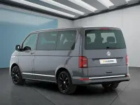 Gebraucht VW Multivan 204 PS (150 kW) 2022 Grau Van / Kleinbus