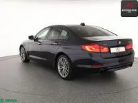 Gebraucht BMW 530 Sport Line 252 PS (185 kW) 2019 Imperialblau brillanteffektlli Limousine