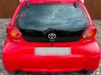 Gebraucht Toyota Aygo 68 PS (50 kW) 2006 Rot Kleinwagen