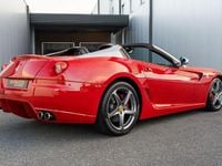 Second-hand Ferrari 599 670 CP (492 kW) 2011 Roșu Coupe