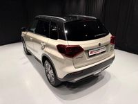 Gebraucht Suzuki Vitara 129 PS (94 kW) 2023 Grau SUV