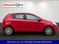 Gebraucht Hyundai i20 101 PS (74 kW) 2010 Electric red Kleinwagen